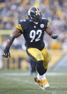 VIDEO: Beast! I Bet James Harrison Can Lift More Than You With One Hand