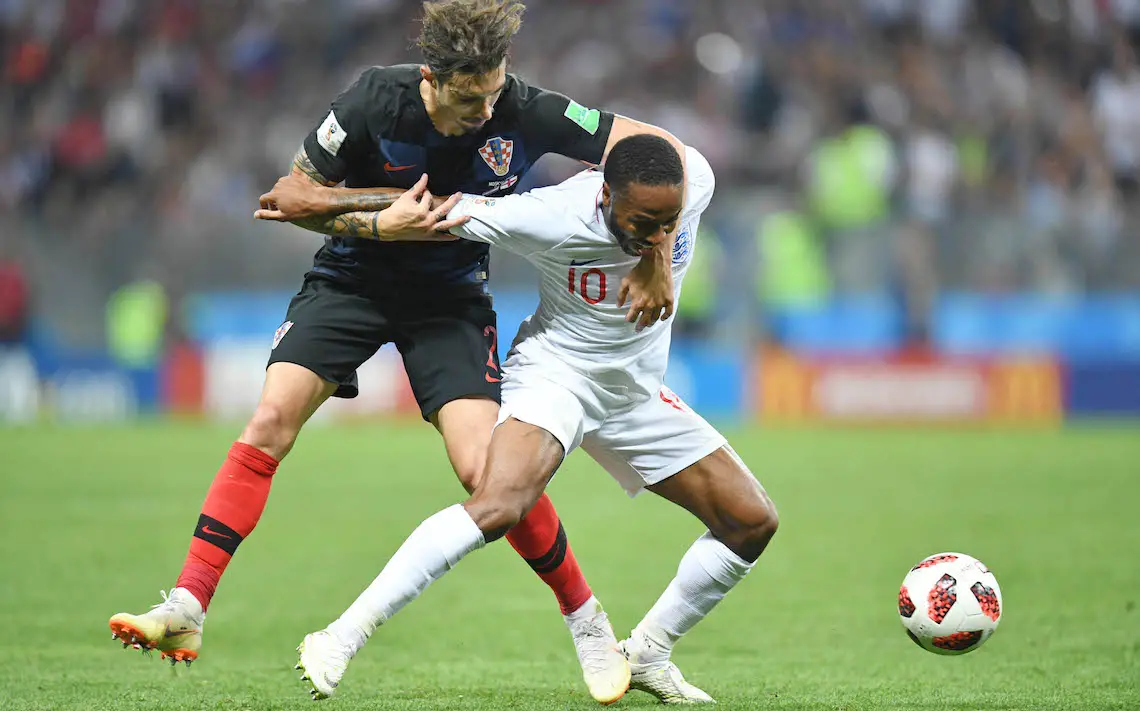 England Showcases A Fresh Twist On The Set Piece With “Inside” Throw-In