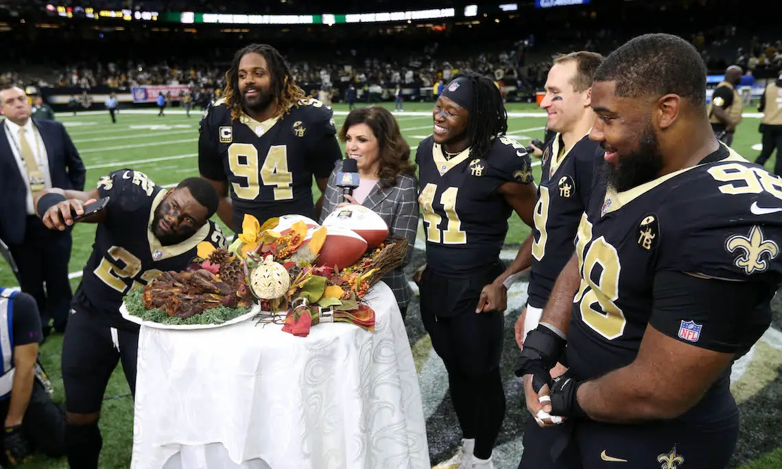 thanksgiving bowl football