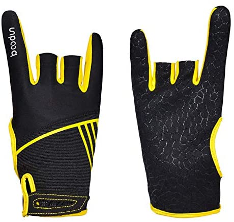 11 Best Bowling Gloves For Hand And Wrist Support
