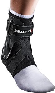 What ankle braces does Steph Curry wear?